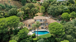 Belle et grande villa, piscine, clim, vue mer Cavalaire sur Mer